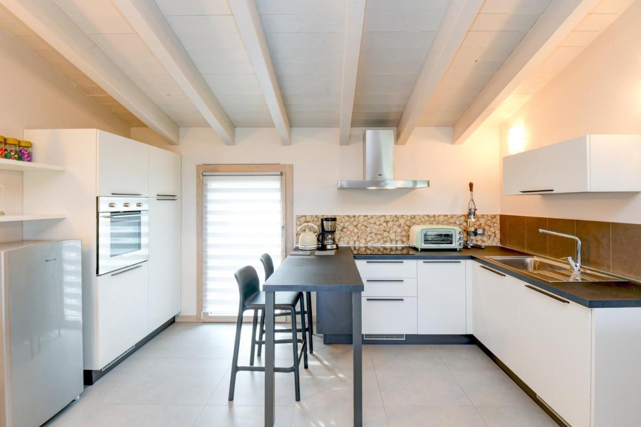 Gardaliva 5 Apartment Manerba del Garda Exterior photo